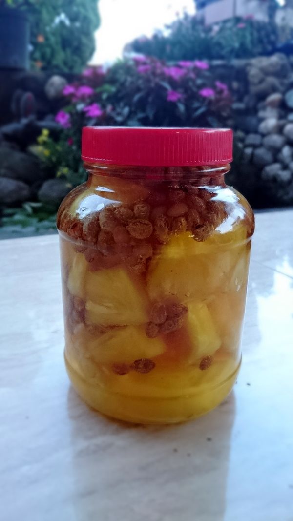 蒜頭拍碎
鳳梨豆醬一匙