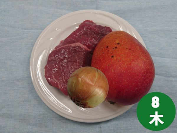 生鮮材料一起合照