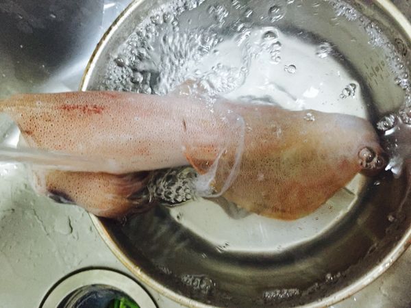 中卷洗淨內臟掏出