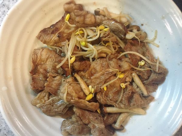 好吃的奶油牛五花完成！