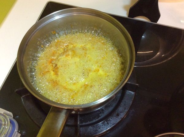 加糖30g，加熱到溫度可以讓糖融化即可關火