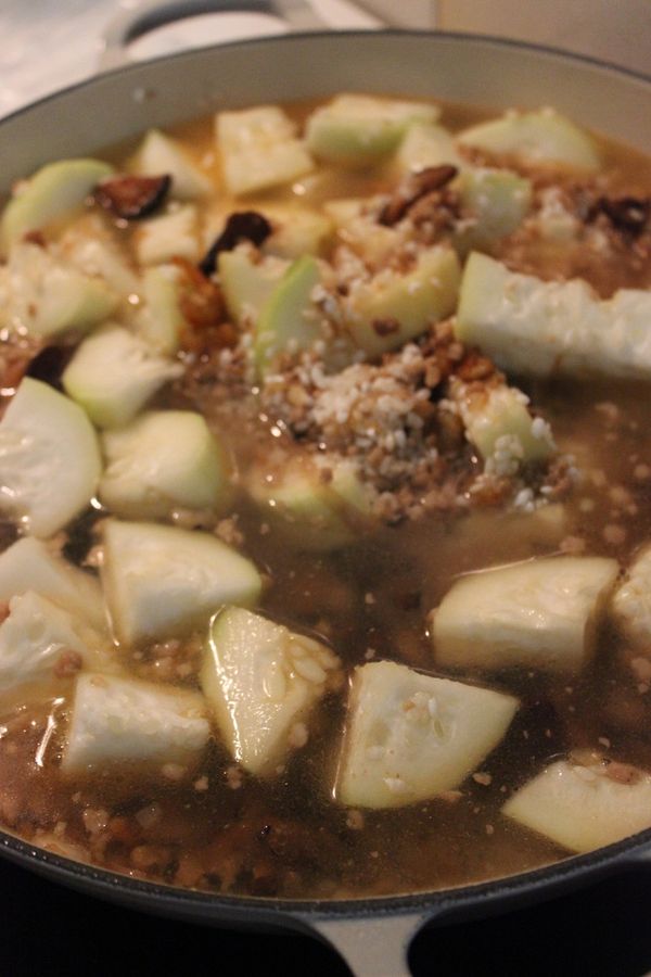 加入清水~這回用米的7倍水量~蓋鍋蓋煮約25-30分