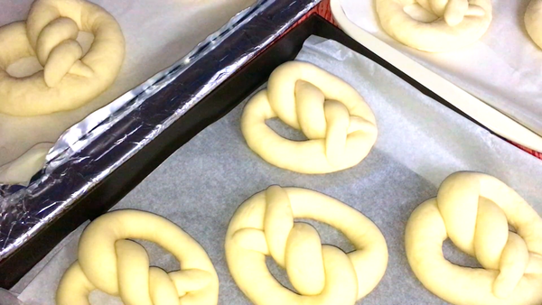 覆蓋靜置30分鐘
再放入雪櫃一晚