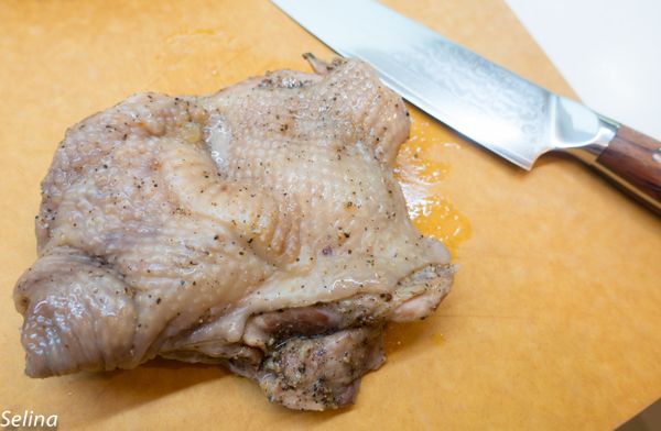 待蒸熟後取出切片即可。