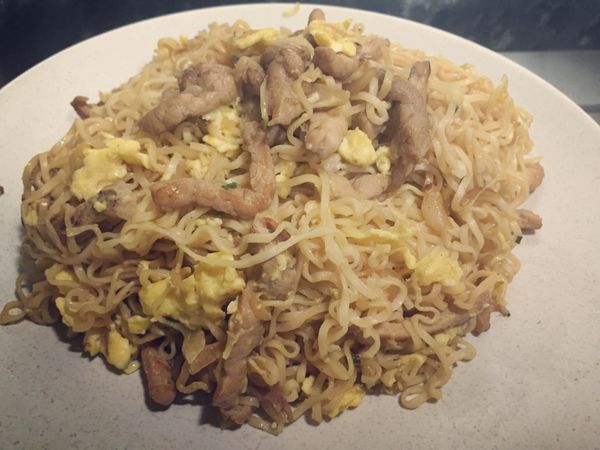 炒熟後即可熱騰騰的起鍋囉～