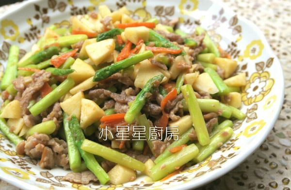 開動！加入蘋果，感覺變得更清爽可口了。