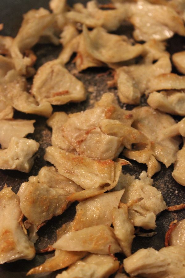 加入適量白胡椒與鹽拌炒均