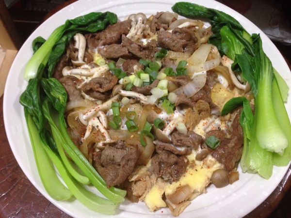 盛盤擺飾、灑上蔥花及七味唐辛子就完成囉！