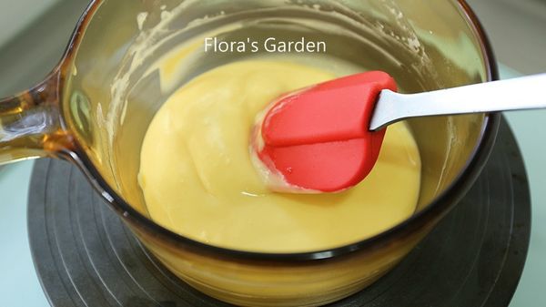 最後加檸檬汁拌勻