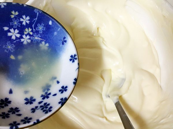 將備好檸檬汁加入步驟一拌勻