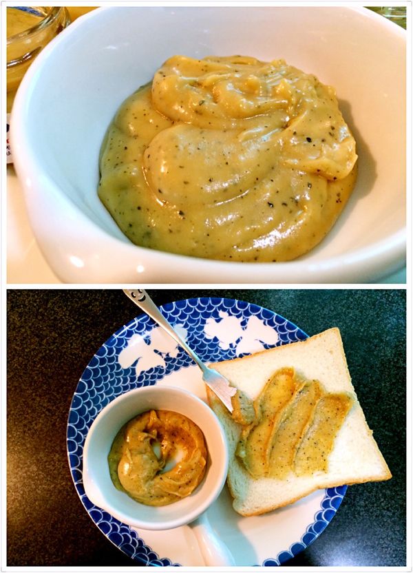 如此就有二種不同呈現風味的臺灣烏龍抹茶醬。
待涼後，冷藏。即可享用。