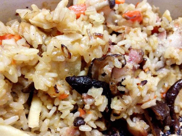 開鍋後將煲飯翻鬆即可食用。