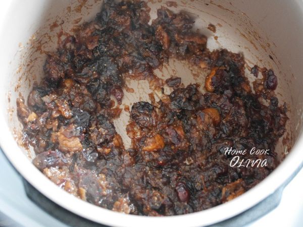 全部下鍋以中小火拌炒。