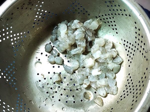 蝦子先剪塊方便包