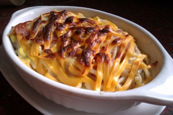 步驟4 烤到起司金黃即可囉~~加起司絲，味道更濃郁。