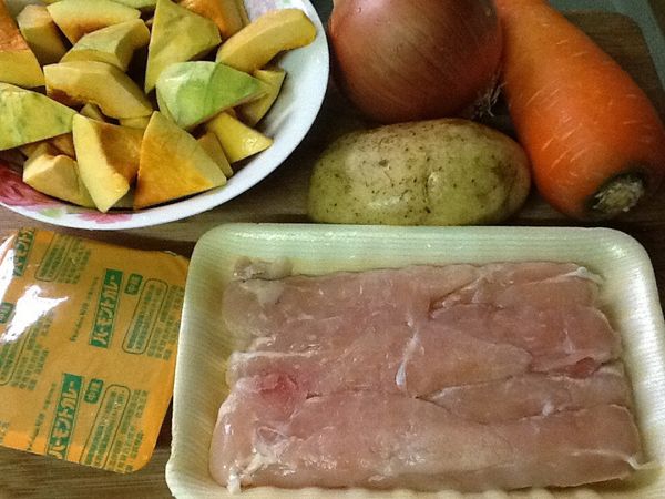 1.準備所有食材，整理與清洗。