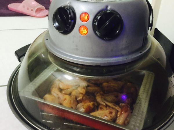 放進烤箱150度，30分鐘。約15分鐘翻面繼續烤