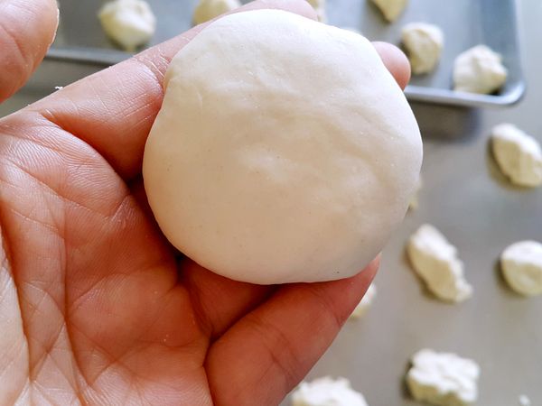 收口後微壓一下成扁圓形