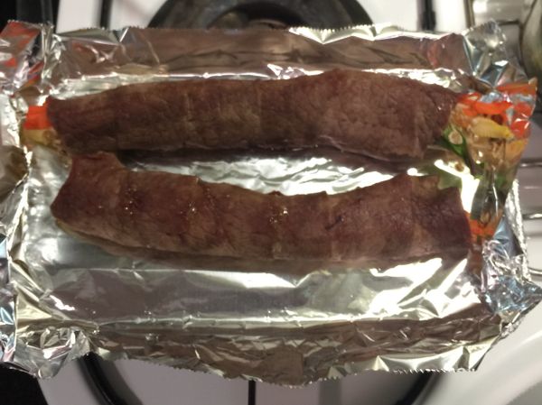 我稍微考的乾一點，並刷上一點醬油糖上色（可省略，吃原味或者擺盤後搭胡椒鹽、沾醬食用）