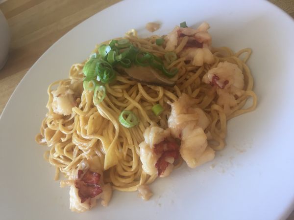 裝盤後 撒上蔥花