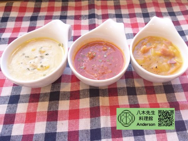 由左到右：玉米鮪魚醬、肉醬、南瓜火腿醬