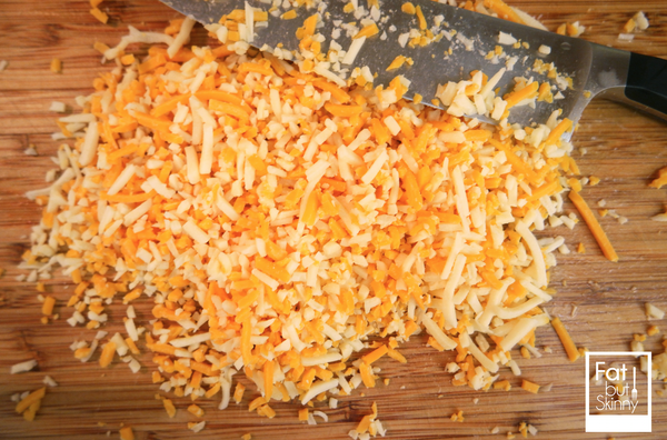 起司切成小段一點