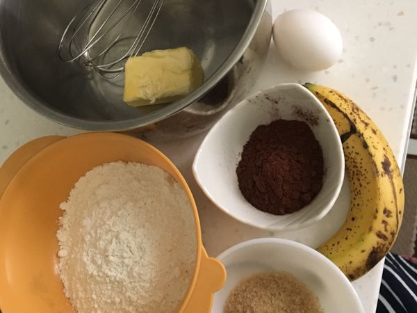 備料
蛋打勻
香蕉取半條壓泥