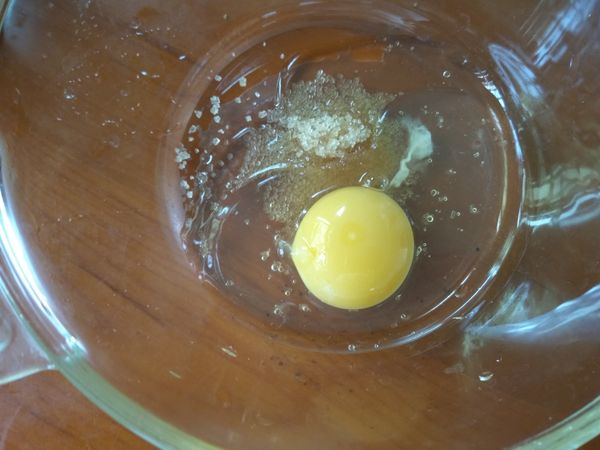 加入1顆雞蛋。
