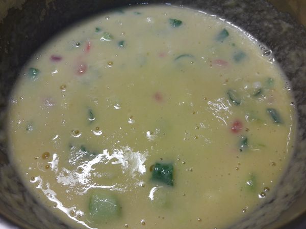 蝦米, 青葱及小辣椒, 全部放入拌勻