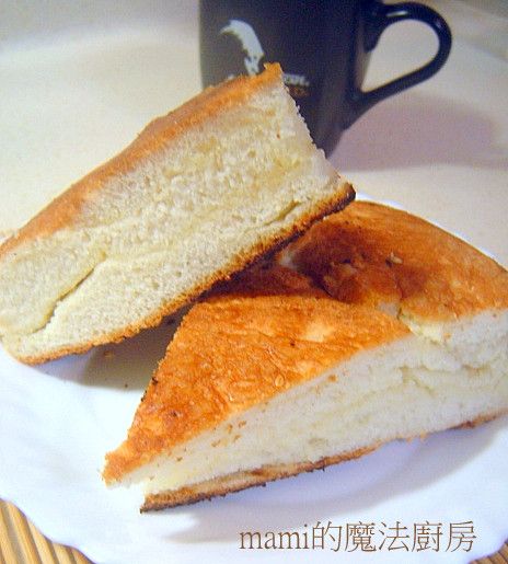 最後發酵至二倍大,用小火將一面乾烙約10分鐘至二面呈現焦黃色即完成