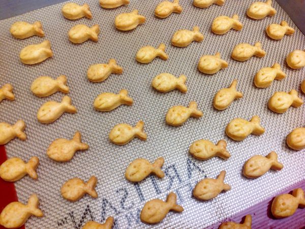 出烤箱後, 放涼,就會變得酥酥脆脆!