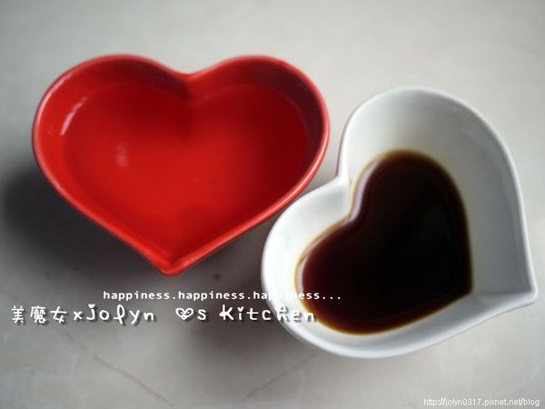 米酒、味醂、醬油、鰹魚粉、水拌勻成醬汁備用