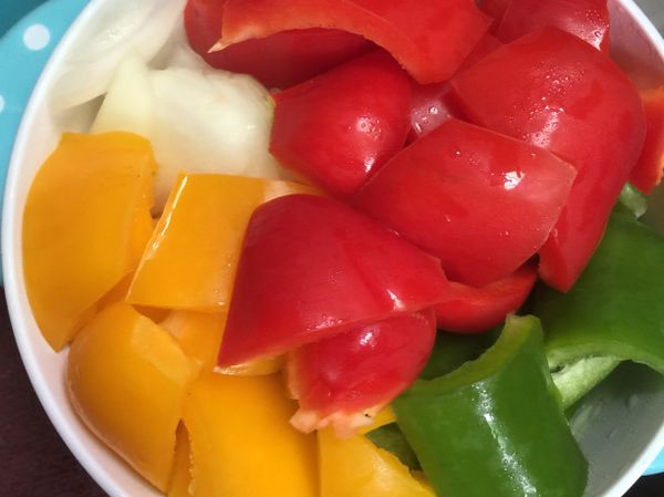 備料洋蔥甜椒青椒