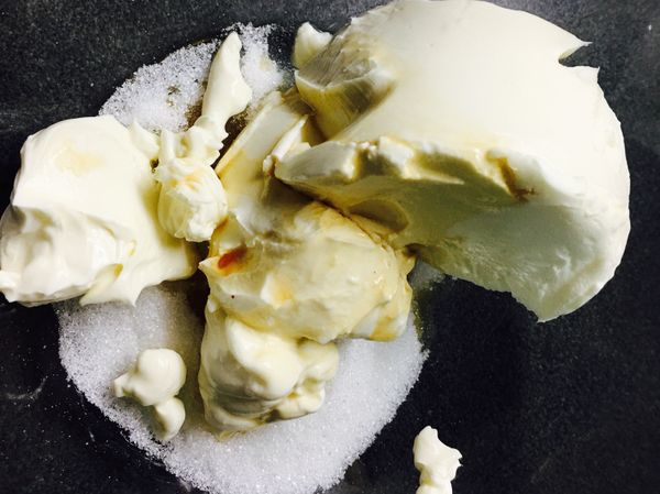 Cream cheese + 細砂 + 香草精