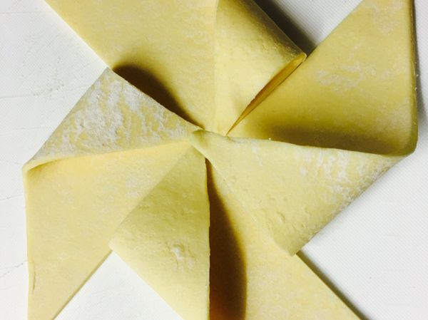 像風車一樣摺疊