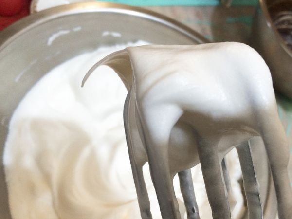 打分程度，有倒勾狀就可以，濕性發泡的狀態。