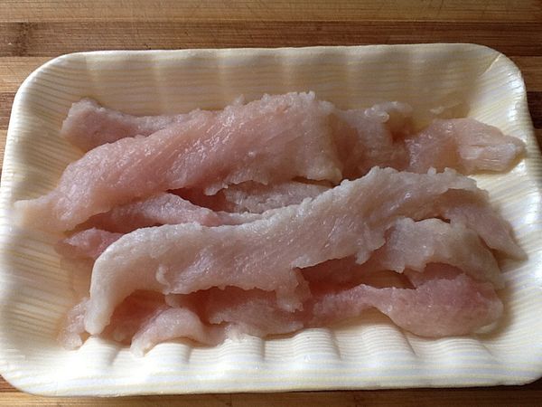 1.將虱目魚柳清洗之。