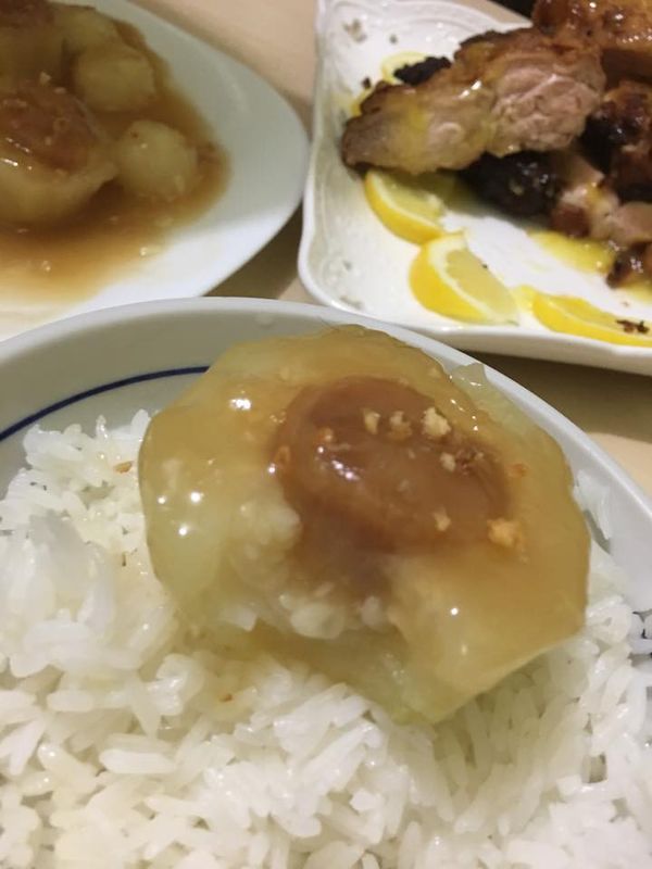 洒上適量炸蒜粒