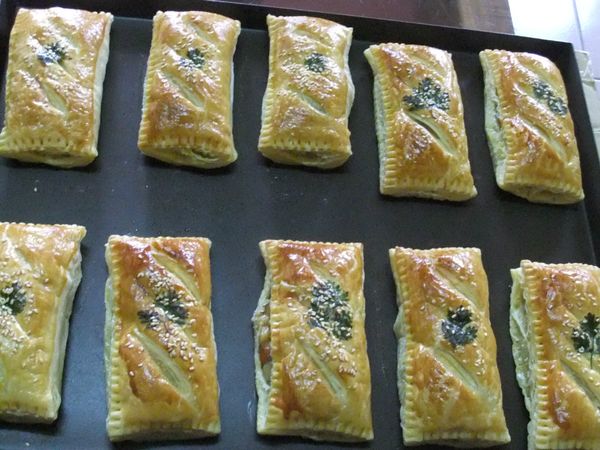 烘烤完成~金黃色→個人烤箱火候不同，烘烤時還是要注意溫度跟時間