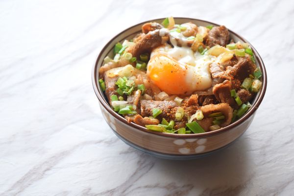 淋上醬汁就可以開動啦~