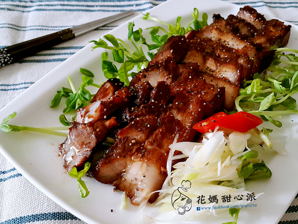 上桌前撒上粗黑胡椒粉更提味哦