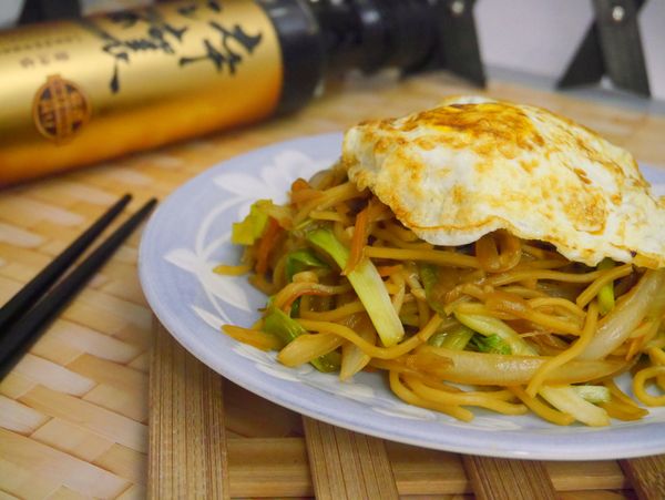 古早味醬油炒麵輕鬆完成
