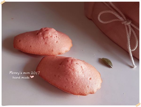 Madelein特有的可愛抖宅~