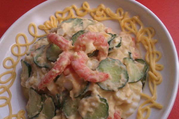 最後將甜蝦稍做裝飾擺盤即可食用，或在放入冰箱冷藏後冰涼使用更佳~