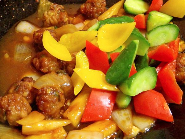 拌煮後再加入蔬菜既可盛盤