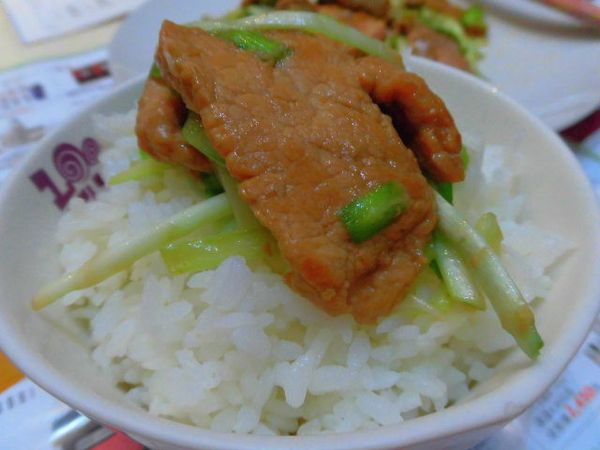 配飯吃真的超好吃的~
保證大家會吃光光喔~