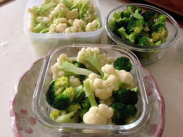 瀝乾後即可放保鮮盒並放入冷藏或冷凍，待需要時取出，節省烹調時間