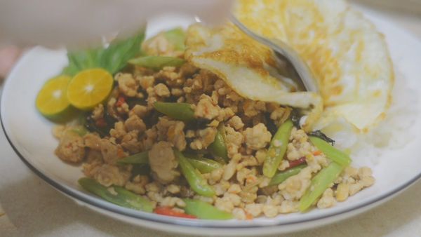 淋上酸汁開動囉～