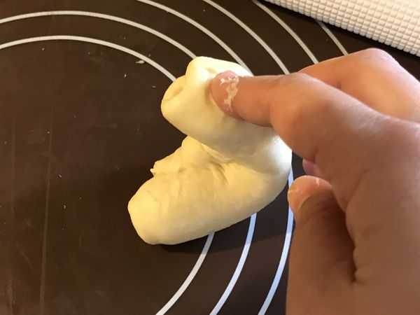 收合處向內，對折