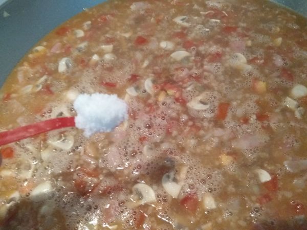 間中記得加入鹽巴調味。